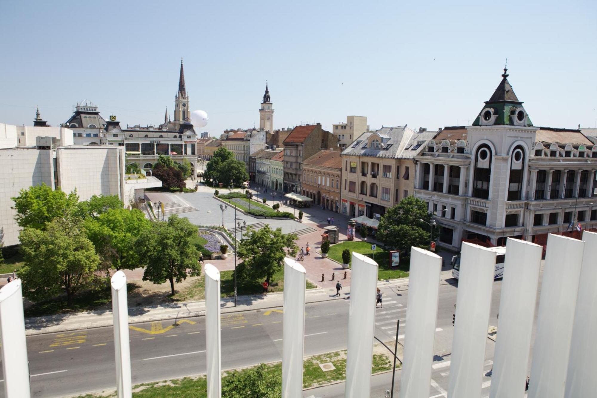Garni Hotel Centar Novi Sad Bagian luar foto