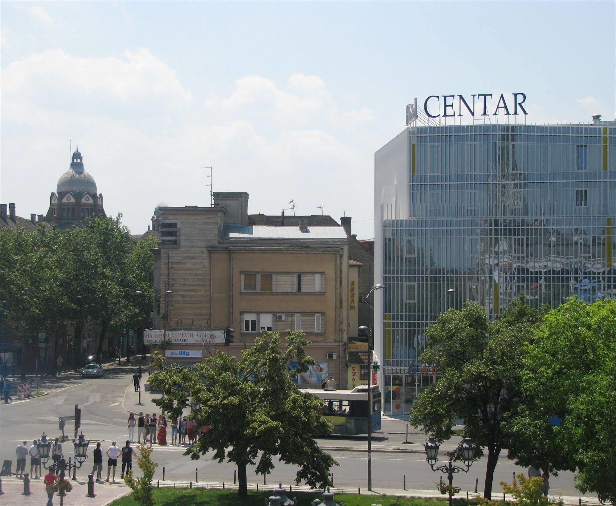 Garni Hotel Centar Novi Sad Bagian luar foto
